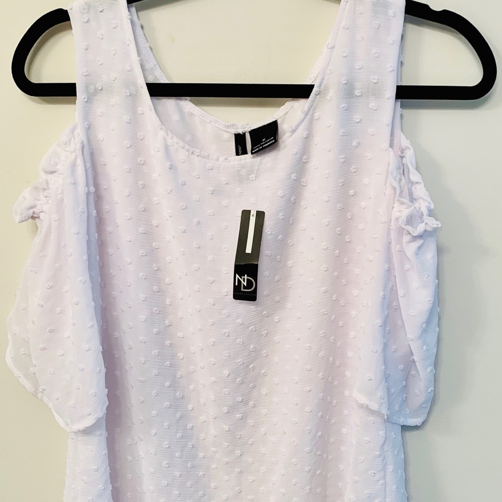 New Directions Cold shoulder top